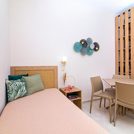 Emerald Hotel Малиа Экстерьер фото