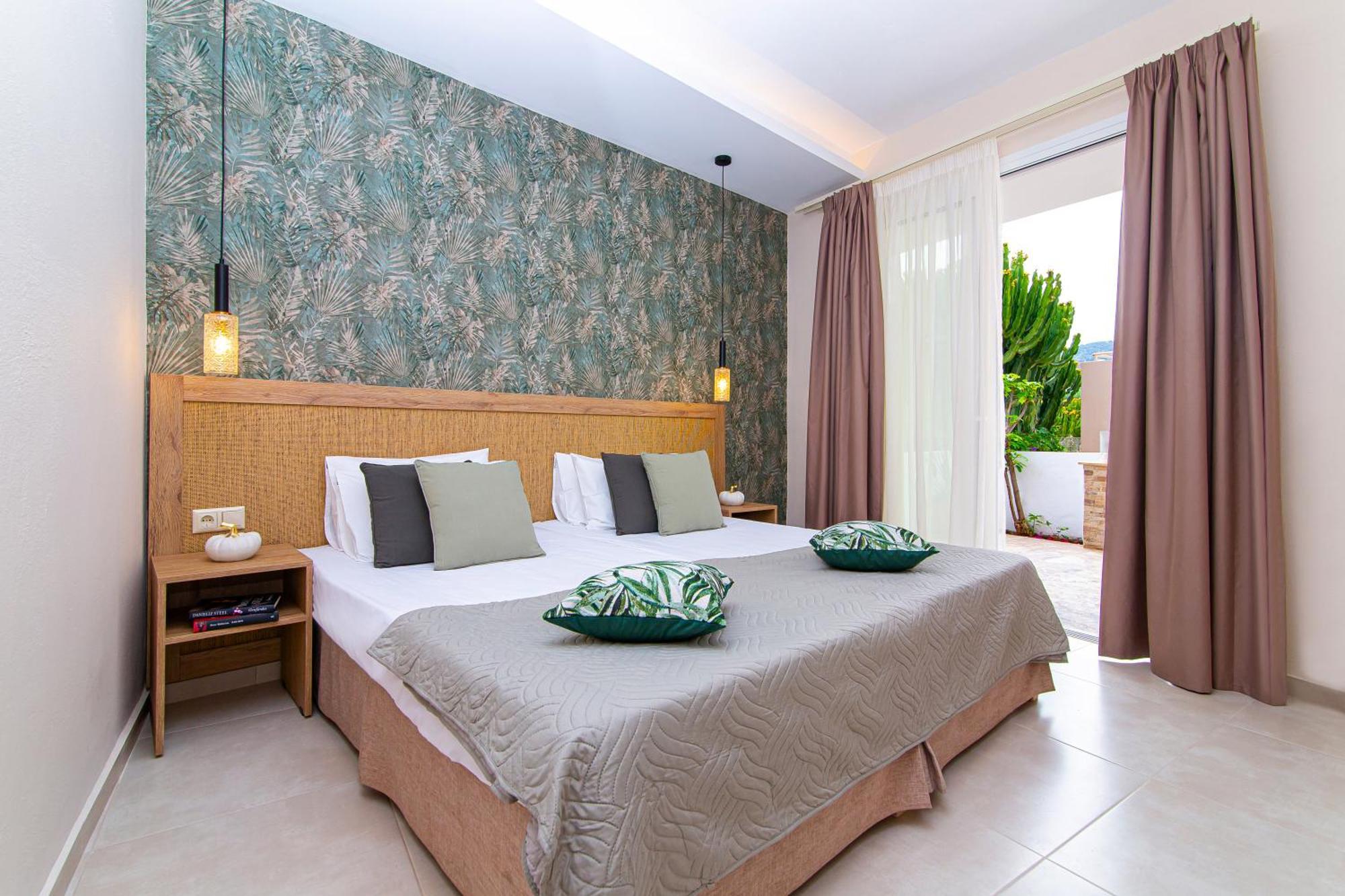 Emerald Hotel Малиа Экстерьер фото