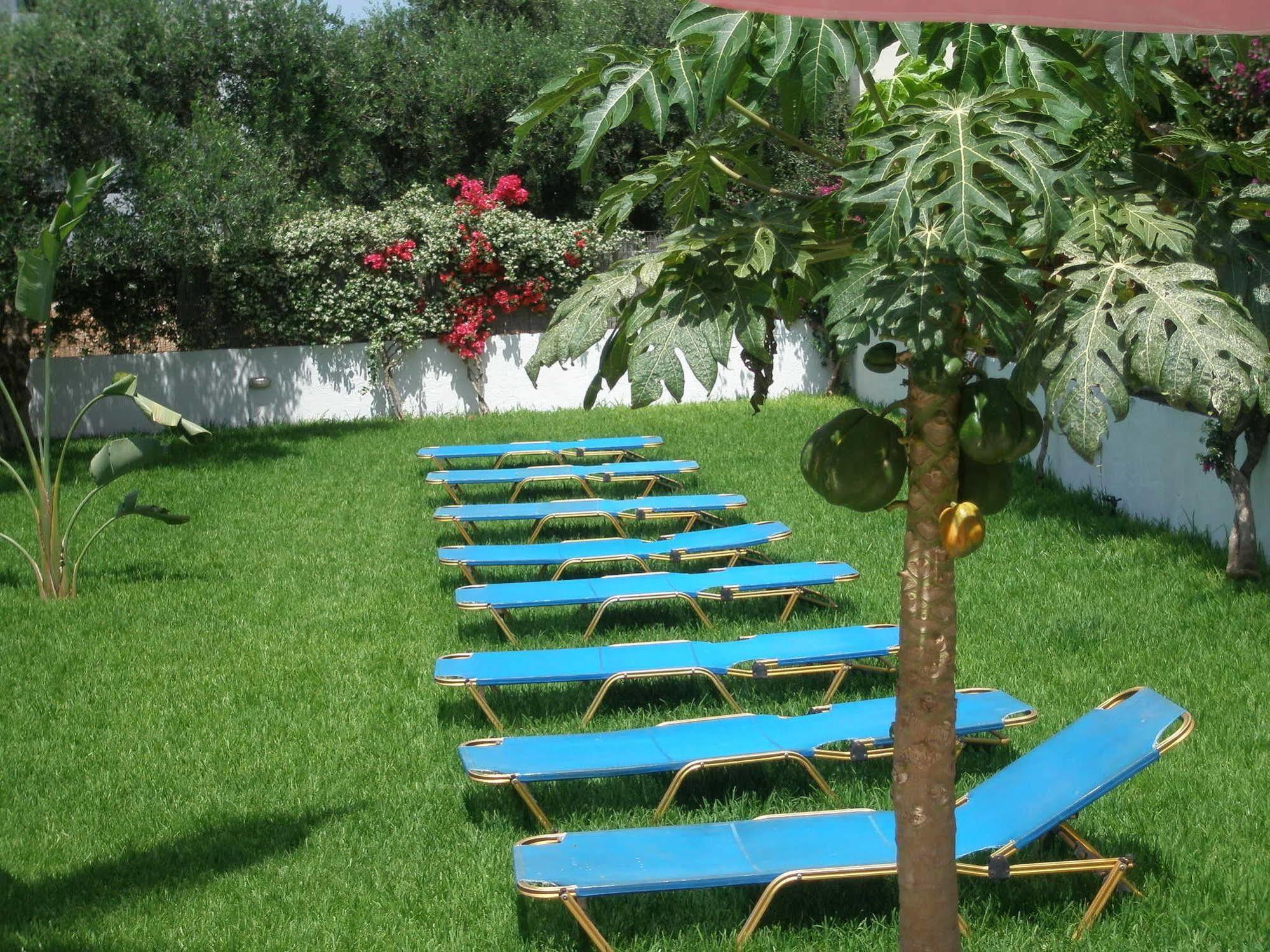Emerald Hotel Малиа Экстерьер фото