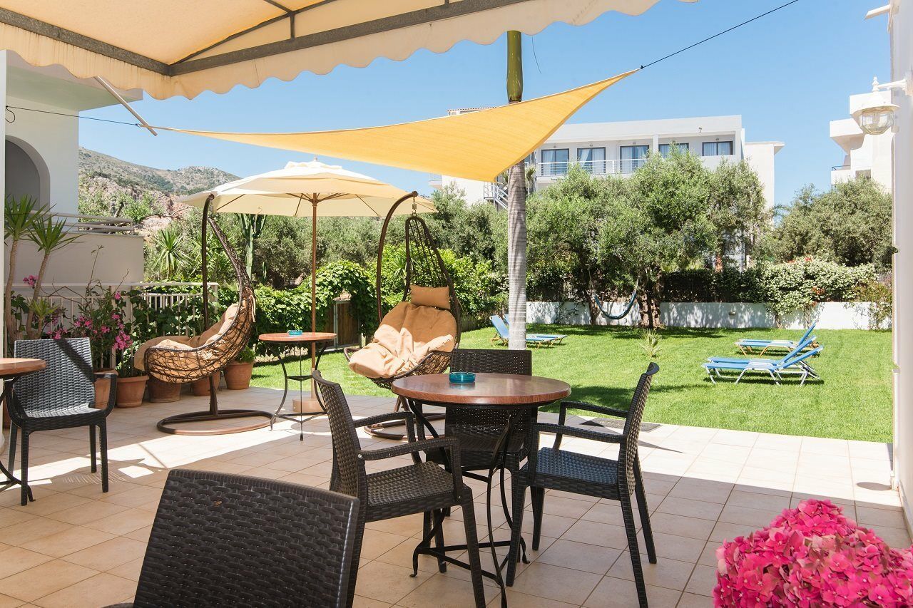 Emerald Hotel Малиа Экстерьер фото